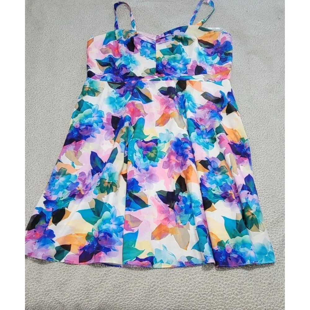 City Chic Women's Multicolor Floral Dress Sleeveless Lined Pleated Size L/20 - Picture 6 of 14